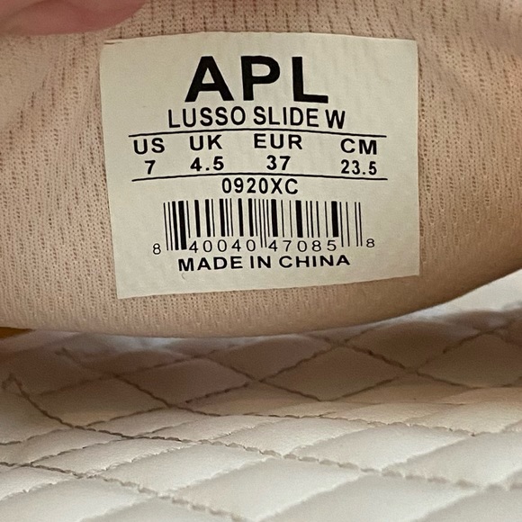 APL Lusso Slides - Picture 10 of 10